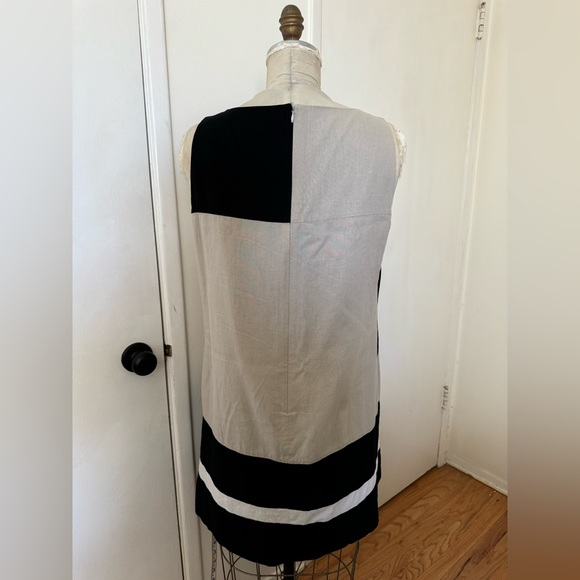 CLOSET CLEAR OUT: Marks & Spencer Linen Dress - Picture 2 of 8